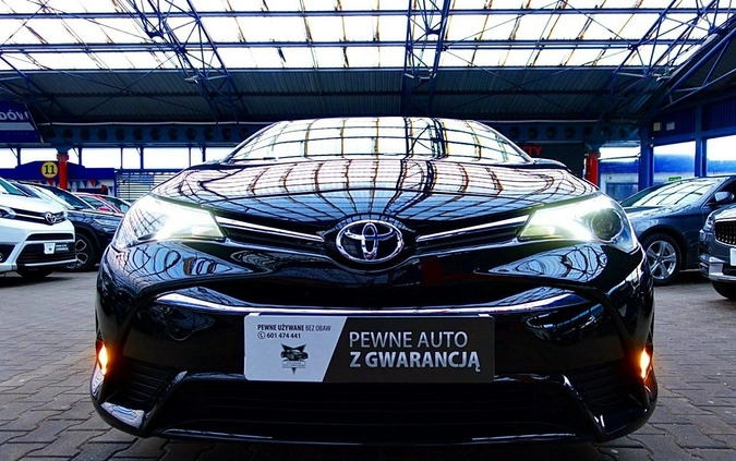 Toyota Avensis cena 86900 przebieg: 114000, rok produkcji 2019 z Osieczna małe 781